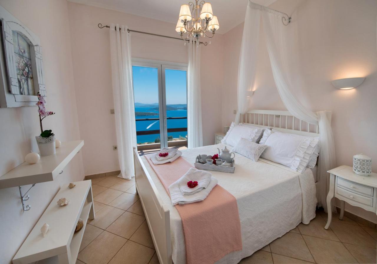 Villa Pasithea - Breathtaking Seaviews, Infinity Pool, Privacy, Close To The Beach Nydri  Bagian luar foto